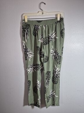 BB Dakota Olive Green Pineapple Print Cropped Pants  S Resortwear Coastal Chic